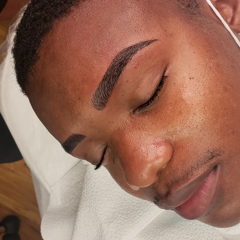 Natural men's brow enhancement